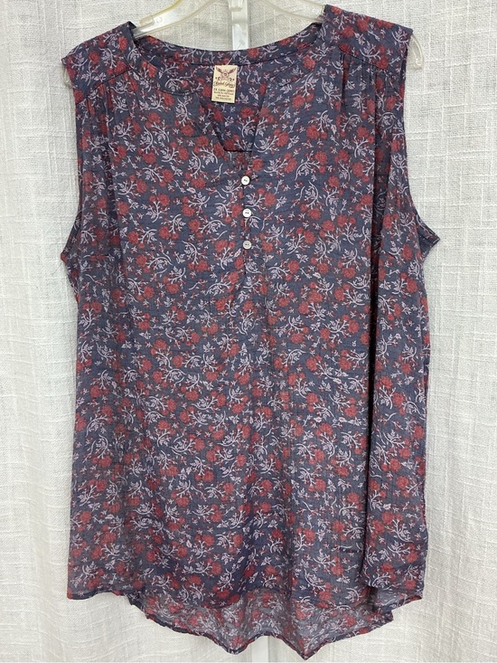 Faded Glory Tops - Faded Glory Navy Floral Sleeveless Henley Tank with Red Accents